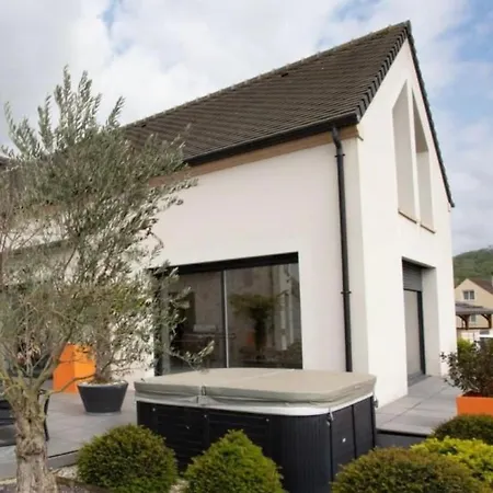 Les Deux Piliers * Courthiezy